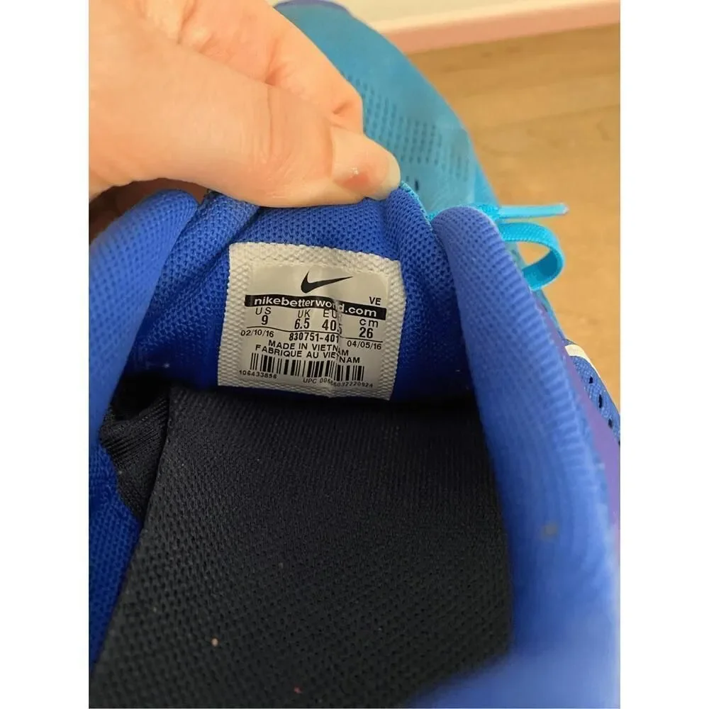 Nike size 9 flex run blue womens sneakers shoes